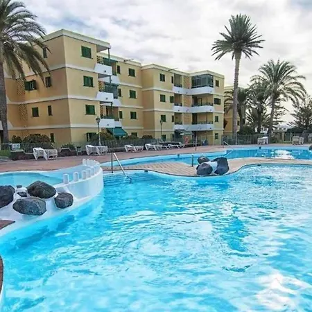 Апартаменты Beach Lovers From With Heated Pool *