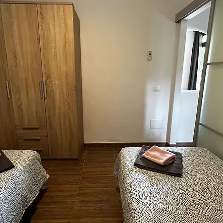 Apartmán Beach Lovers From With Heated Pool Salamanka
