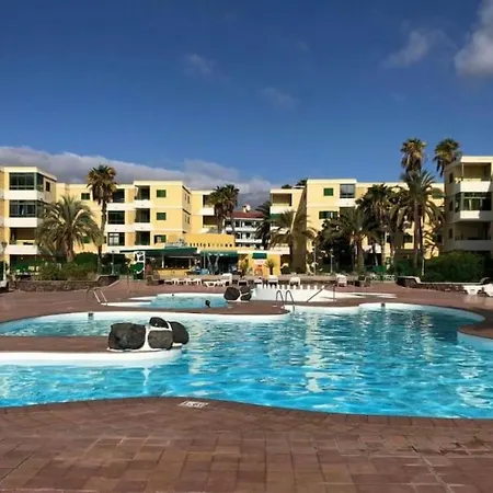 Apartment Beach Lovers From With Heated Pool Salamanca
